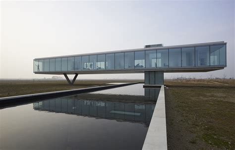 10 Amazing Cantilevered House Designs - Arch2O.com