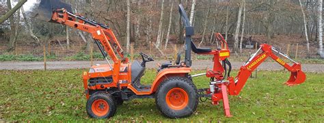 Kubota Compact Tractor B2100D | Small Backhoe Tractors For Sale