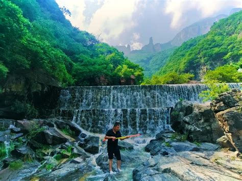 河南新乡旅游景点排名,八里沟风景名胜区,新乡旅游景点景区_大山谷图库