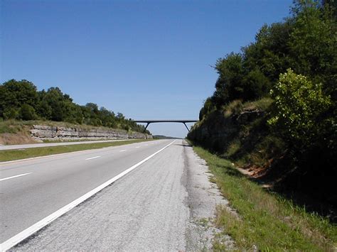 KentuckyRoads.com - Image Library - William H. Natcher Parkway - Glen Lily Road Overpass - p6170022