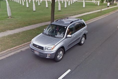 Streetview image of driver taking a pic of the google streetview car ...