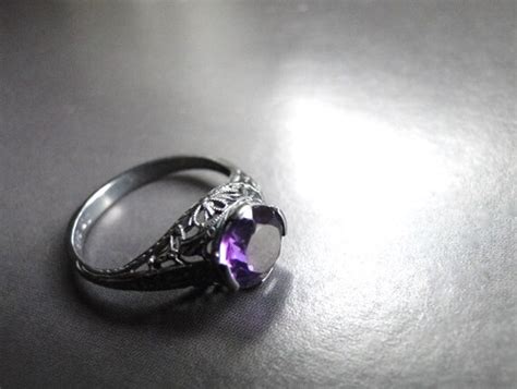 SALE / Vintage Amethyst Birthstone Ring / Amethyst Gemstone