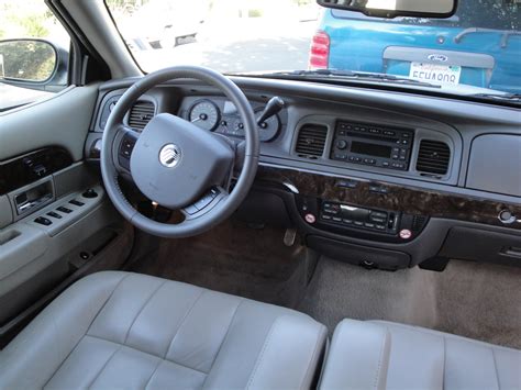 File:2011 Mercury Grand Marquis interior.jpg - Wikipedia