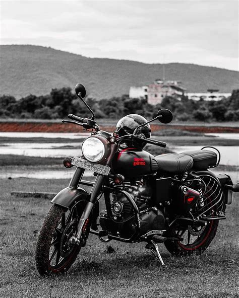 Black Bullet Bike Wallpaper