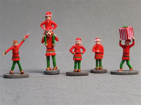 LIONEL POLAR EXPRESS SANTA's ELVES FIGURE PACK 6-83185