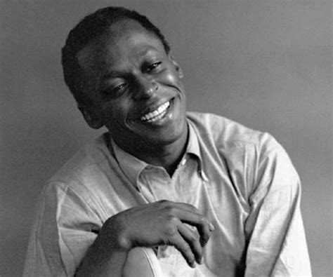 Miles Davis Biography - Facts, Childhood, Family Life & Achievements