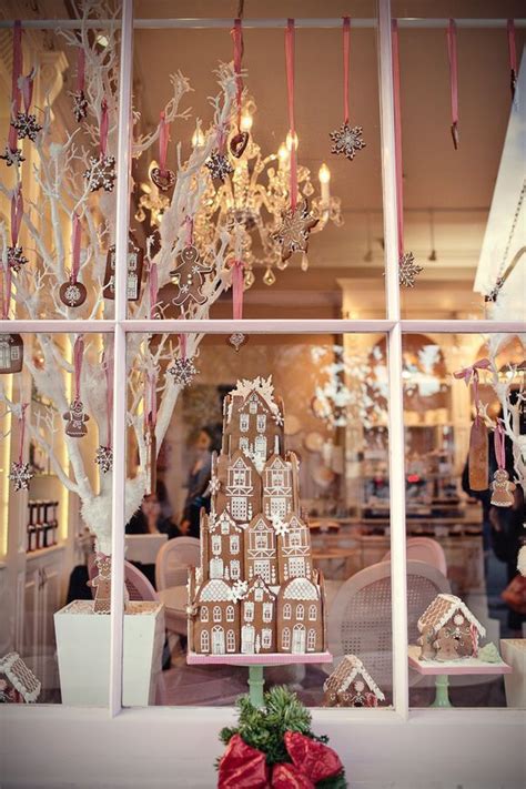 100+ Christmas Window Display Ideas - Part #2 - Mannequin Mall