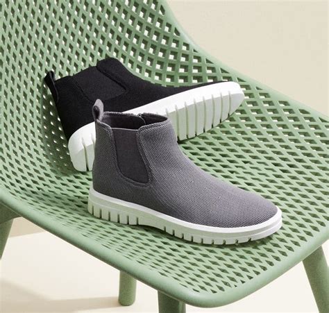 33 Stylish Cold-Weather Shoes For The Winter 2021