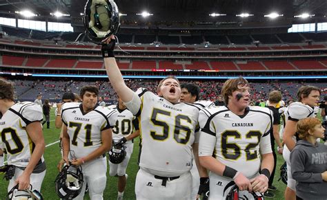 Day 1: 2015 UIL state football championships