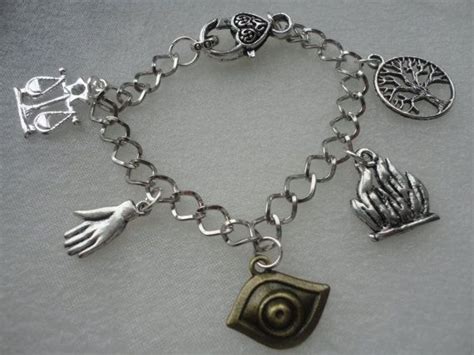 Divergent Insurgent Faction Bracelet | Fandom jewelry, Fantasy jewelry ...