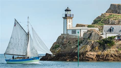 The Bay of Morlaix – Château du Taureau | Brittany tourism