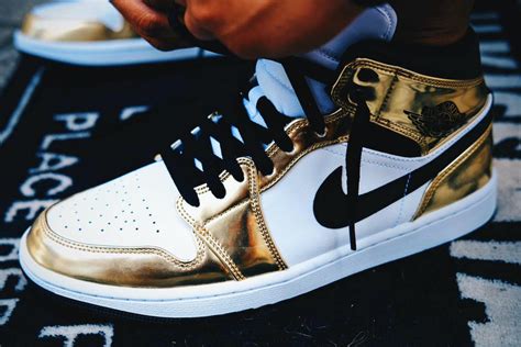 Air Jordan 1 Mid White Metallic Gold DC1419-700 Release Date - SBD