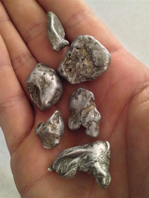Handful of placer platinum from Washington state. | Minerals and ...