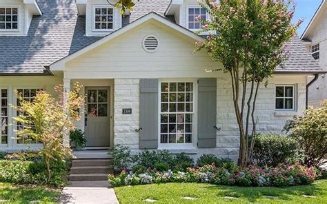 white house cedar shutters - uniformcreatoronline