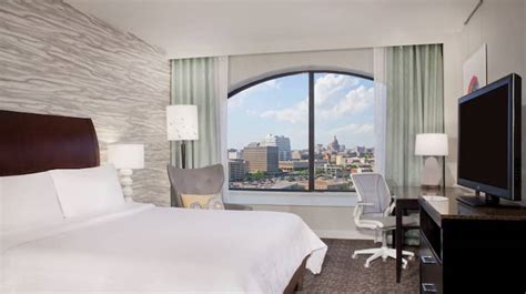 Hilton Garden Inn Austin Downtown/Conv. Center - Austin Downtown Hotel