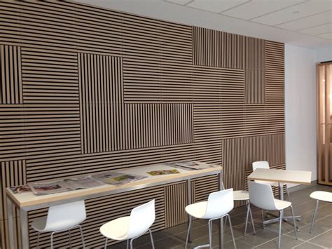 Soundform Groove acoustic panels used in a commercial buildings foyer space for noise reduction ...