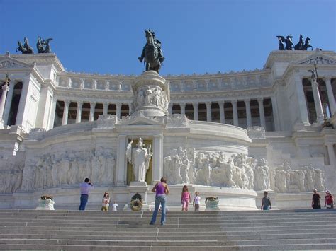 Rome Photos: National Monument of Victor Emmanuel II