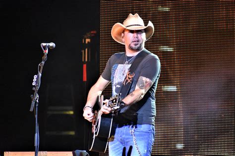 Review + Photos: Jason Aldean: Ride All Night Tour 2019 at Hollywood ...