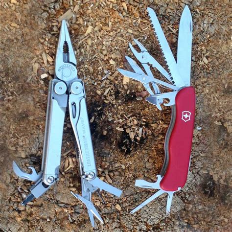 Review - Multi-Tool vs Swiss Army Knife