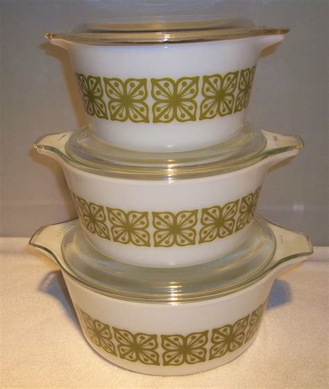 Antique Pyrex Autumn Floral Verde Green Square Flower Casserole Baking Dish Set Lids 473, 474 ...