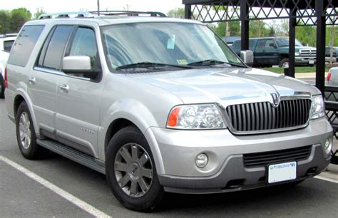 2002 Lincoln Navigator II 5.4i V8 32V (300 Hp) 4x4 Automatic ...