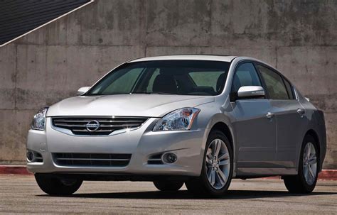 USA March 2011: Nissan Altima best selling passenger car! Discover the ...