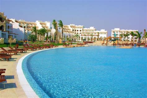 Royal Lagoons Resort & Aqua Park | Egypt Escapes