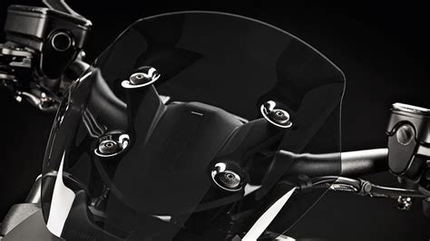 Ducati offers performance accessories for Diavel 1260 - Shifting-Gears