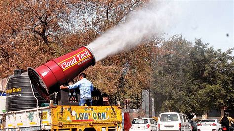 Delhi government launches anti-smog gun campaign