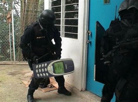 I Have Seen The Whole Of The Internet: Nokia Battering Ram