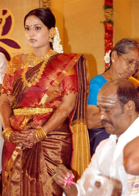 Aishwarya Dhanush @ Soundarya Rajinikanth Wedding Photos, Pictures | New Movie Posters