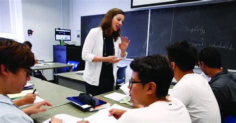 The School Our Faculty | Columbia University School of Professional Studies