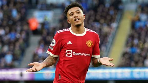 Jadon Sancho approaching best Manchester United form, says Ralf Rangnick as Bruno Fernandes ...