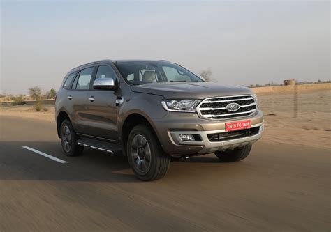 New Ford Endeavour SUV Facelift Launched in India: Price, Specs ...