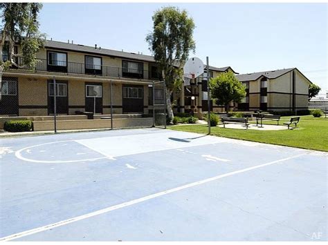 Laurel Heights - Riverside, CA | Apartment Finder