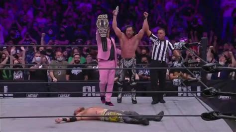 Kenny Omega Retains AEW Championship In Main Event Of All Out 2021 - ITN WWE