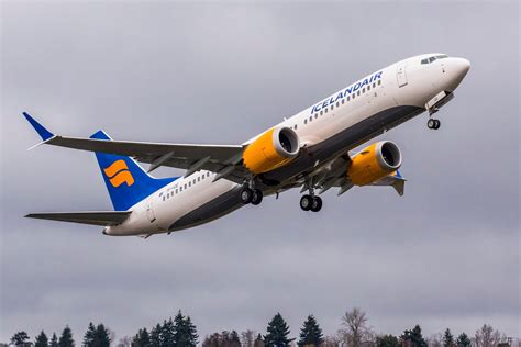 Icelandair Schedules 8 Hour Long 737 MAX 8 Flights