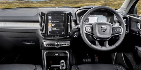 Volvo XC40 Interior & Infotainment | carwow