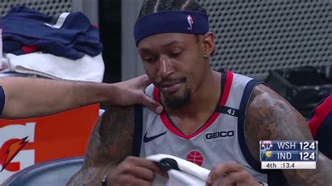 Bradley Beal in Tears after Hamstring Injury - YouTube