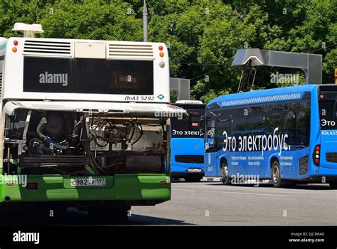 Charging stations for electric vehicles and electric buses in Moscow ...