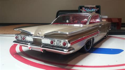 Revell-Monogram 1960 Chevy Impala Hardtop 2'n1 Plastic Model Car Kit 1/ ...