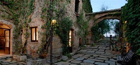 Hotelito Lupaia, Tuscany. My dream vacation. | Hotels in tuscany, Montepulciano, Tuscany travel