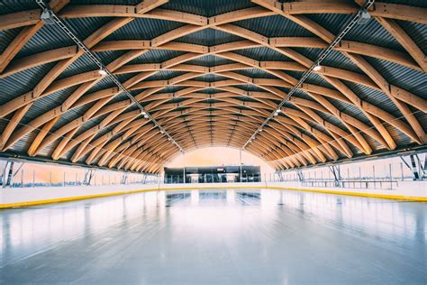 There's a massive new outdoor skating rink open in the GTA | Listed