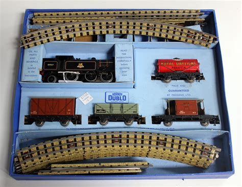 A Hornby Dublo three rail EDP2 passenger train set, comprising 4-6-2 locomotive 'Duchess of Ath