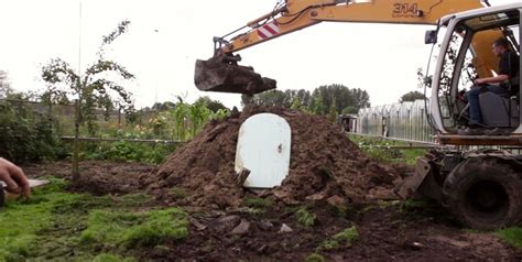 Innovative Ground Fridge Needs No Electricity to Chill Food and Has the Storage Capacity of 20 ...