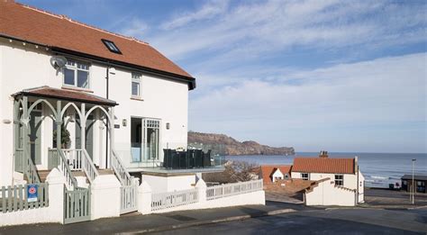 3 bed Cottage in Sandsend - 10587204 - SHORE VIEW, 6 bedrooms, Sandsend