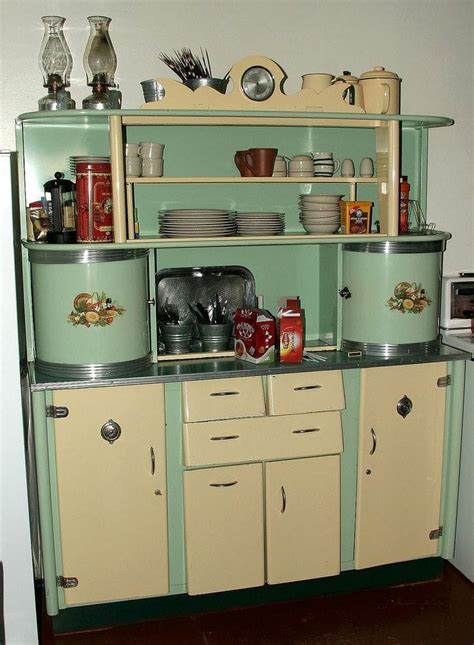 50'S Vintage Kitchen Cabinets / 50s Retro Kitchens : Hoosier cabinet, a historical perspective.