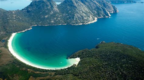 Wineglass Bay - Freycinet National Park, Tasmania, Australia ...