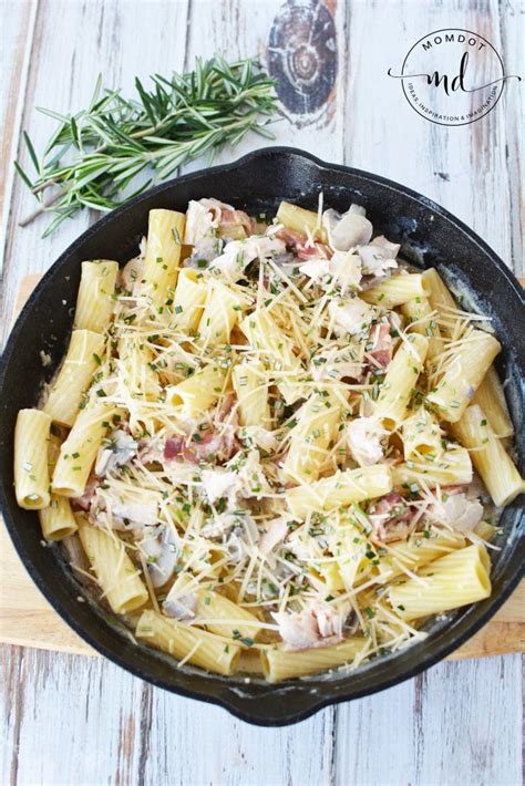 Leftover Turkey Pasta - Momdot.com