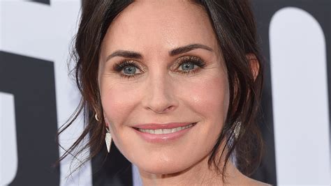 Here's What Courteney Cox Looks Like Going Makeup Free